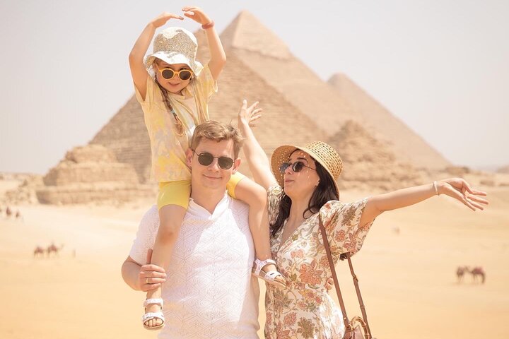 Group Tour: Giza Pyramids, Memphis City & Sakkara Pyramid