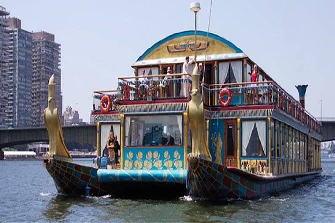 Cairo deluxe Dinner cruise with belly dancer show
